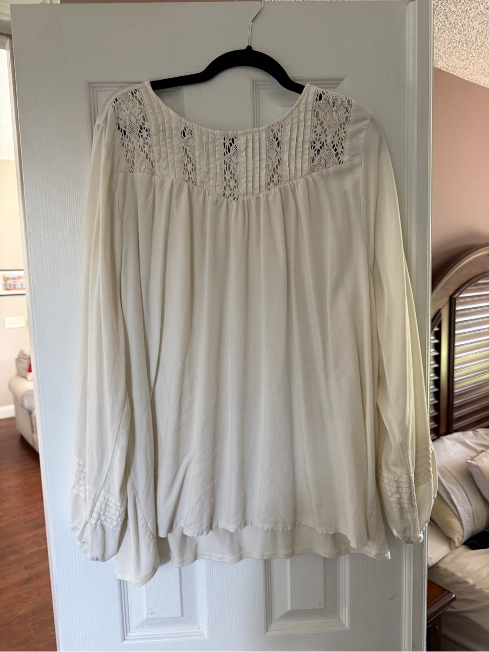Lane Bryant Cream Lace Yoke Long Sleeve Blouse